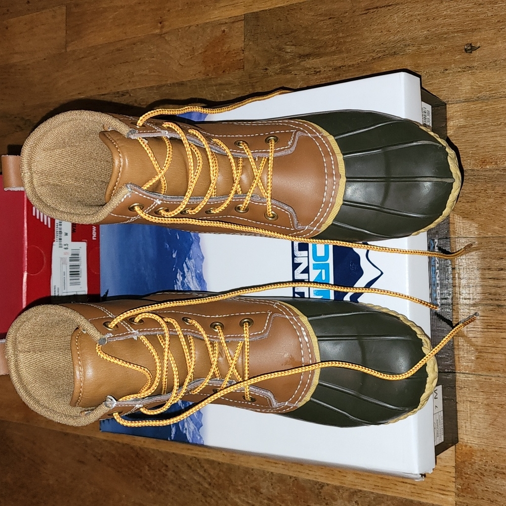 Stormy Mountain womens leather Rainboots